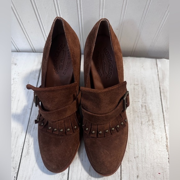 Kork-Ease Brown Suede Heeled Oxford Shoes Fringe and Buckle Women’s Size 6.5M - Picture 2 of 12